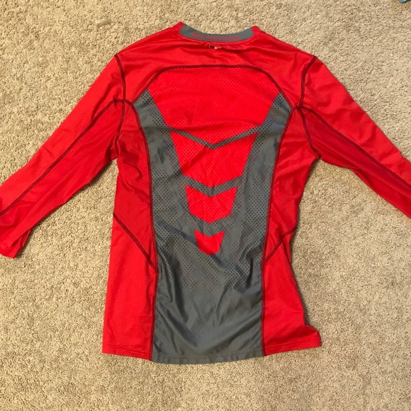 Nike - Picture 2 of 4